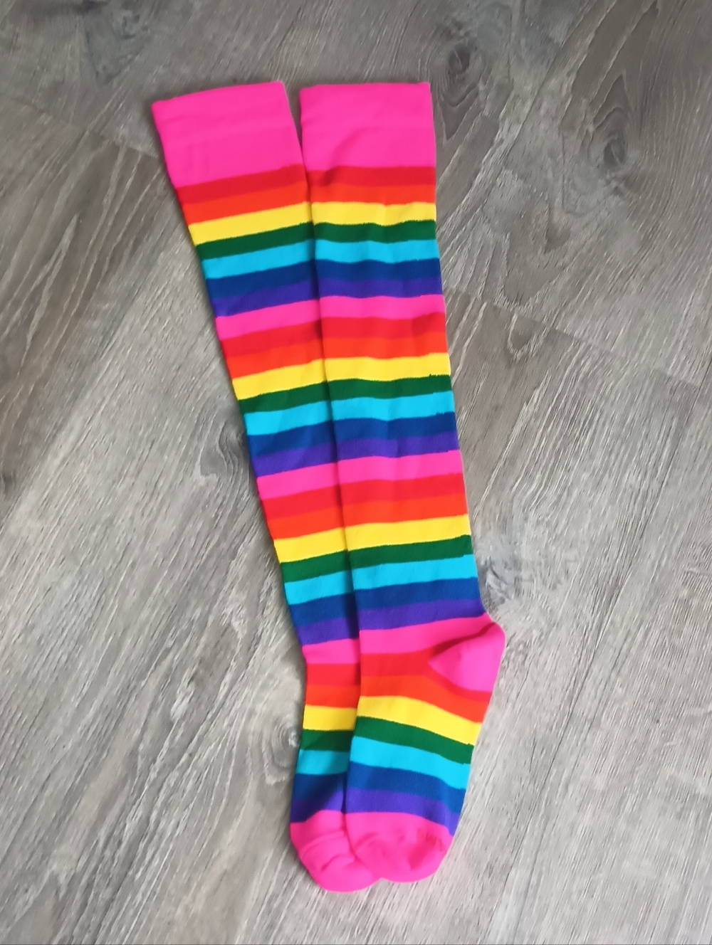 Sock Dreams Multicolor Knee hi Socks (Multi) D-11